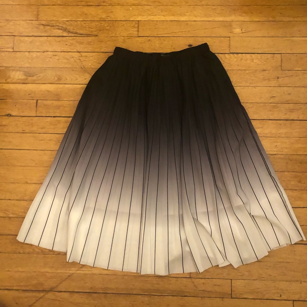 Black to white ombré skirt